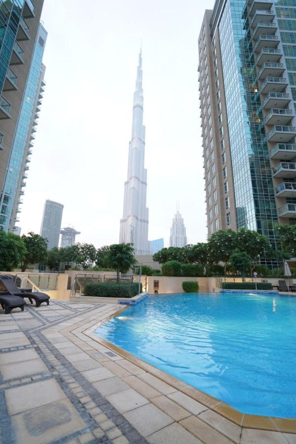 Elite Royal Apartment - Full Burj Khalifa & Fountain View - Emperor Дубай Экстерьер фото